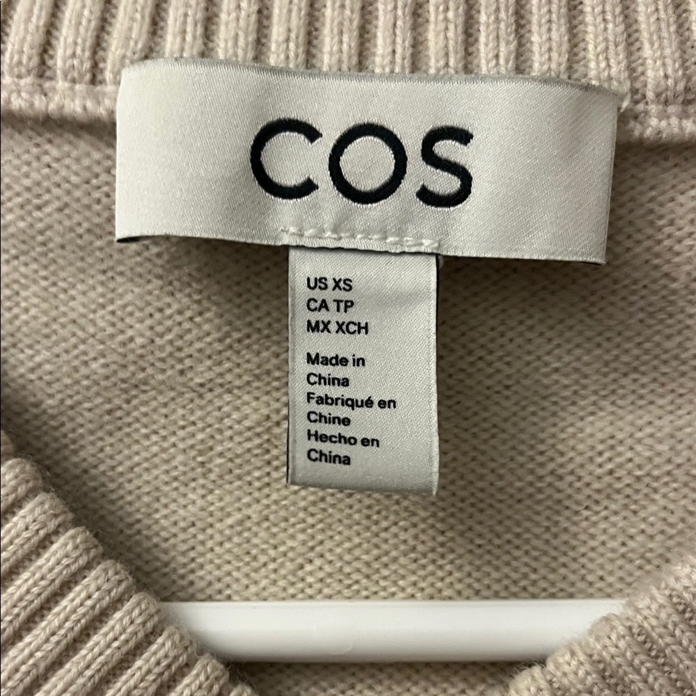 COS Cream Ribbed Knit Crop Top NWOT - Picture 3 of 4
